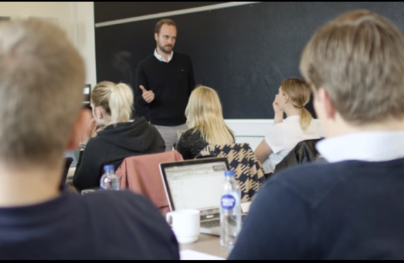 Klaus Vestergaard Krogh undervisning